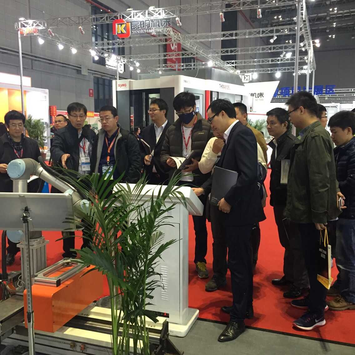 OB电竞工业机器人上海工博展圆满成功